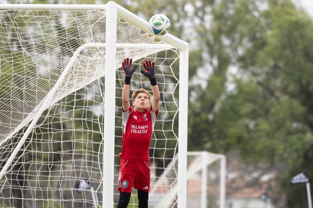 Youth sports action photography by Heidi Lynne Photography